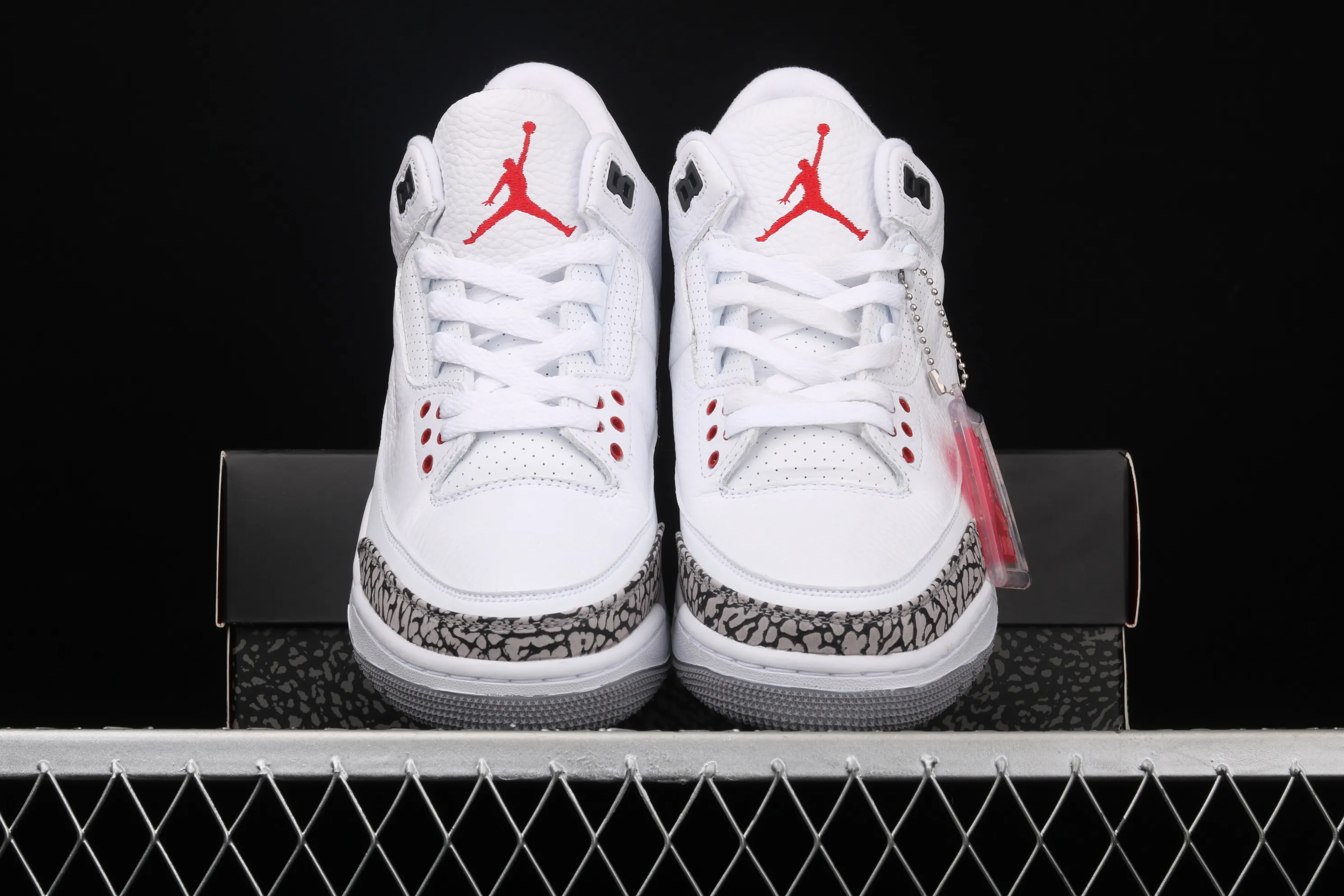 All categories Air Jordan Jordan series basketball shoes Air Jordan 3 Air Jordan 3 Retro AJ3 Joe 3 "Hurricane" "Catalina" first layer genuine label 136064-116